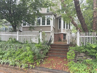 51 Park Place, Sea Cliff, NY 11579