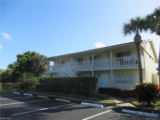 4601 Bayshore Dr Unit A3, Naples, FL 34112