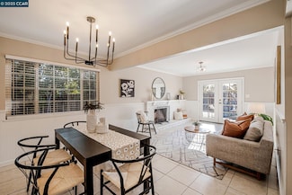 1498 Delaware Dr, Concord, CA 94521