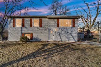 2970 W 74th Ave, Merrillville, IN 46410