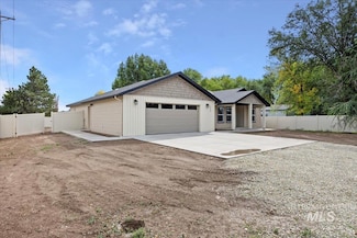 224 W Lorene Ln, Rupert, ID 83350