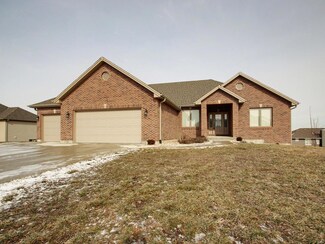 4619 Cortez Dr, Quincy, IL 62305
