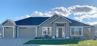 1596 S Kelvin Ct, East Wenatchee, WA 98802