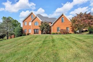 801 Colonial Dr, Morristown, TN 37814