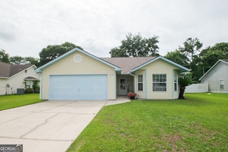 218 Chestnut Ct, Kingsland, GA 31548