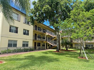 150 SW 134th Way Unit 304R, Pembroke Pines, FL 33027