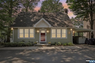 105 Upper Lakeview Ave, Ringwood, NJ 07456