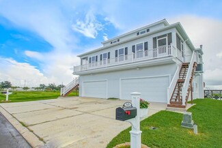 345 Larusite Ln, Port Sulphur, LA 70083