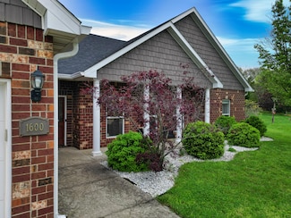 1600 Andretti Cir, Columbia, MO 65201