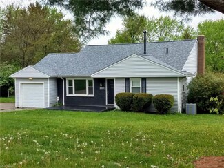 6241 Redbird Terrace, Clinton, OH 44216