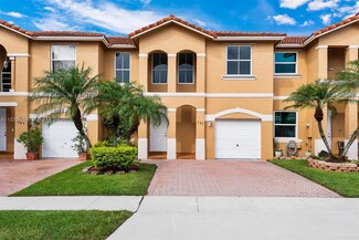 737 NW 135th Ave, Pembroke Pines, FL 33028