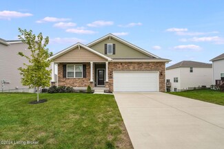 8014 Cedar Meadows Ln, Louisville, KY 40229