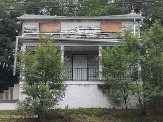 85 Plank St, Pittston, PA 18640