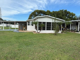 403 Liberty Dr, Auburndale, FL 33823