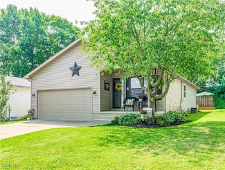 1112 Prospect St, Barberton, OH 44203