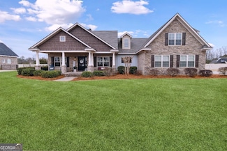 4 Honeysuckle Dr, Claxton, GA 30417