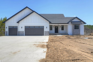 3866 Angling Way, Traverse City, MI 49685