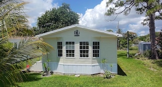 5356 SE Horizon Ave, Stuart, FL 34997