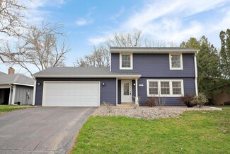 8657 Ridgewind Rd, Eden Prairie, MN 55344