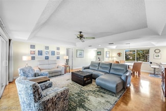 261 Memory Ln Unit 4, Naples, FL 34112