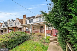 192 E Essex Ave, Lansdowne, PA 19050