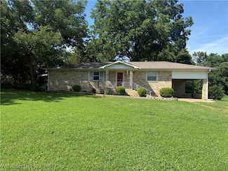 323 SE 2nd St, Spiro, OK 74959