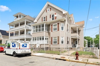 149 6th Ave, Woonsocket, RI 02895