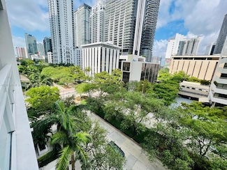 951 Brickell Ave Unit 607, Miami, FL 33131