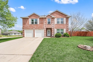 1040 Canyon Dr, Justin, TX 76247