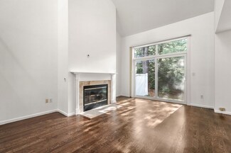 105 Bishops Forest Dr, Waltham, MA 02452