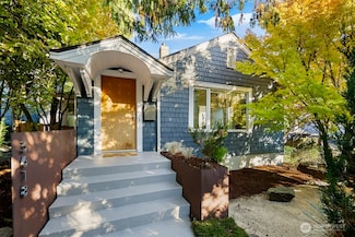 3618 Whitman Ave N, Seattle, WA 98103