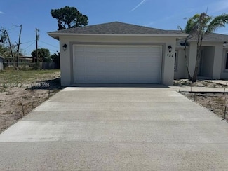 482 NW Marion Ave, Port St. Lucie, FL 34983