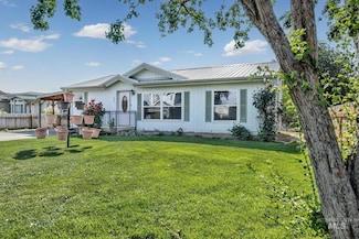 1135 W 11th St, Weiser, ID 83672