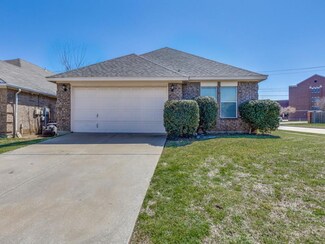 5328 Sioux Creek Ln, Fort Worth, TX 76244