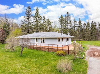 6242 State Highway 1, Silver Bay, MN 55614