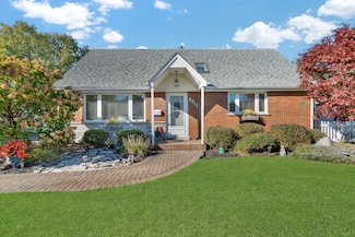 8912 Windsor Ln, Bridgeview, IL 60455