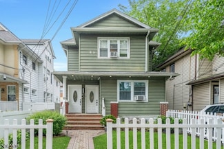 217 Park Ave, Passaic, NJ 07055