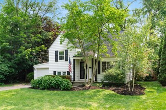 146 N Roosevelt Ave, Columbus, OH 43209
