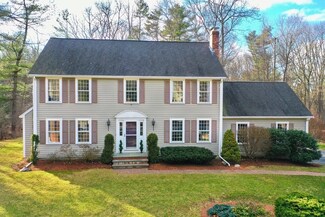 27 Pennacook St, Norfolk, MA 02056