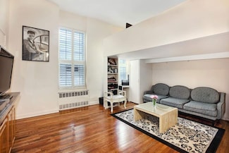 151 E 20th St Unit 2A, New York, NY 10003