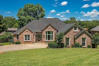 7 Stonegate Ln, Hot Springs National Park, AR 71913