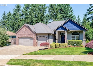 15110 Oyer Dr, Oregon City, OR 97045