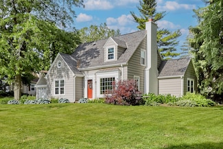 645 Hi View Ct, Elm Grove, WI 53122