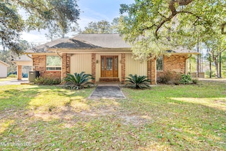 16100 Bayou Cocoa Point Dr, Kiln, MS 39556