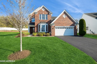 9 Memorial Ct, Monroe Township, NJ 08831