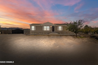 9075 Roswell St, Mesilla Park, NM 88047