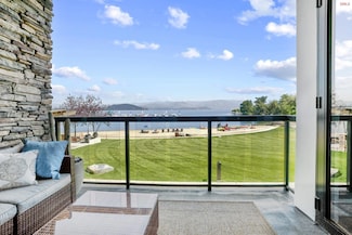 402 Sandpoint Ave, Sandpoint, ID 83864