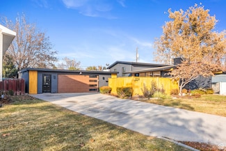 1379 E Sumac Way, Salt Lake City, UT 84121