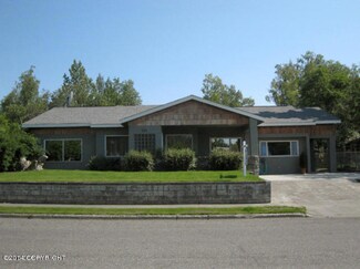 1557 Airport Heights Dr, Anchorage, AK 99508