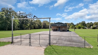 20003 Bauer Hockley Rd, Tomball, TX 77377